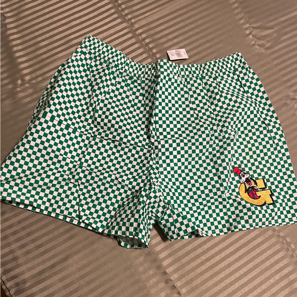 Vintage Disney Green Goofy Checkered Boxer Style Shorts